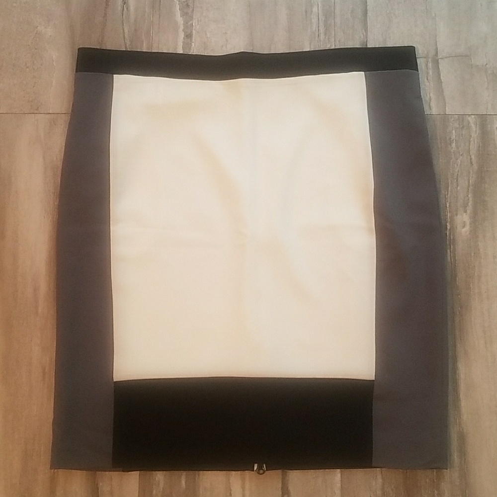 Color-block skirt